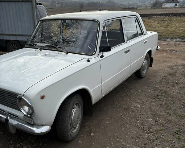 Белый ВАЗ 2101, объемом двигателя 1.2 л и пробегом 40 тыс. км за 1300 $, фото 1 на Automoto.ua