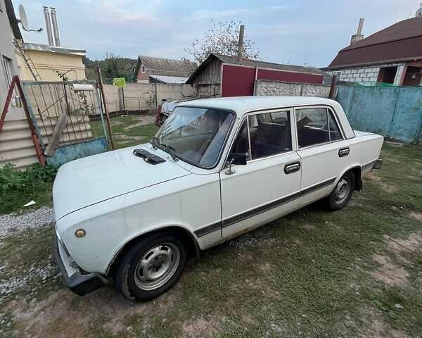 Белый ВАЗ 2101, объемом двигателя 0 л и пробегом 100 тыс. км за 600 $, фото 1 на Automoto.ua