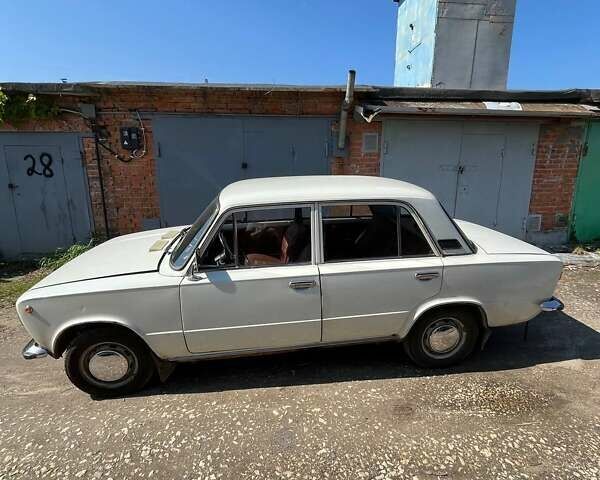 Белый ВАЗ 2101, объемом двигателя 1.3 л и пробегом 21 тыс. км за 2500 $, фото 2 на Automoto.ua