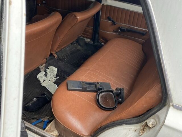 Белый ВАЗ 2101, объемом двигателя 0 л и пробегом 577 тыс. км за 215 $, фото 3 на Automoto.ua