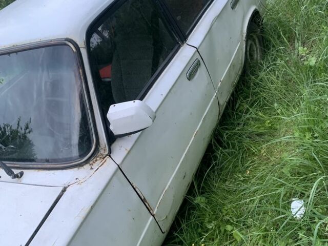 Белый ВАЗ 2101, объемом двигателя 1.5 л и пробегом 3 тыс. км за 300 $, фото 4 на Automoto.ua
