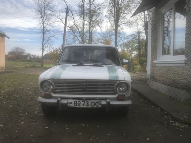 Белый ВАЗ 2101, объемом двигателя 1.2 л и пробегом 130 тыс. км за 600 $, фото 2 на Automoto.ua