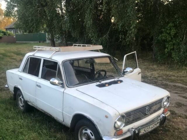 Белый ВАЗ 2101, объемом двигателя 1.3 л и пробегом 200 тыс. км за 204 $, фото 2 на Automoto.ua