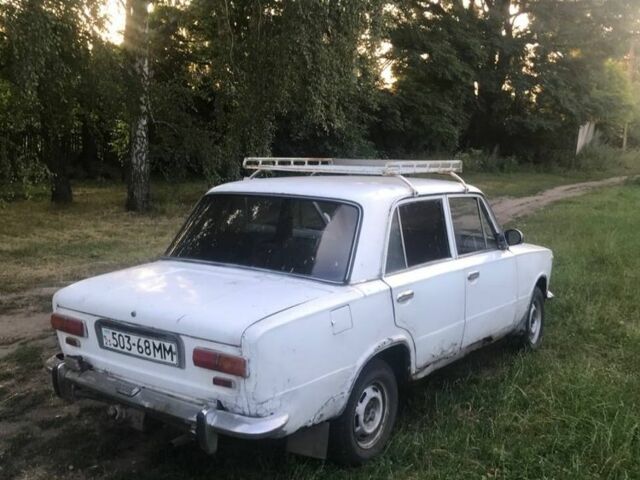 Белый ВАЗ 2101, объемом двигателя 1.3 л и пробегом 200 тыс. км за 204 $, фото 1 на Automoto.ua