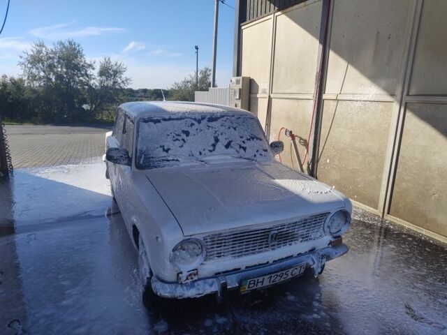 Білий ВАЗ 2101, об'ємом двигуна 0 л та пробігом 3 тис. км за 800 $, фото 5 на Automoto.ua