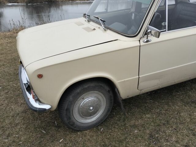 Білий ВАЗ 2101, об'ємом двигуна 1.3 л та пробігом 25 тис. км за 1000 $, фото 1 на Automoto.ua