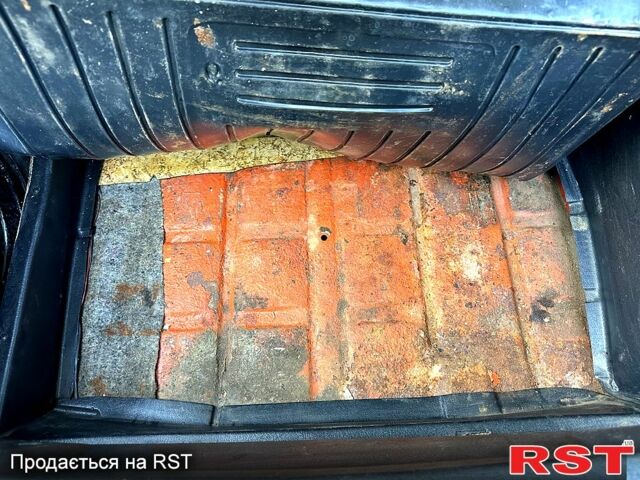 Белый ВАЗ 2101, объемом двигателя 1.2 л и пробегом 150 тыс. км за 300 $, фото 6 на Automoto.ua