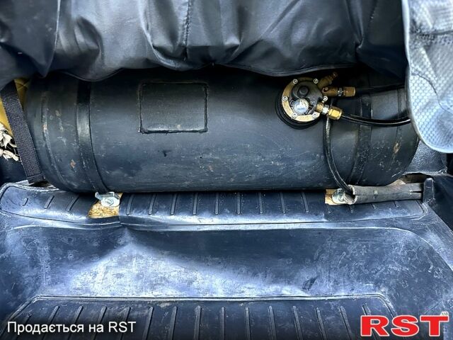 Белый ВАЗ 2101, объемом двигателя 1.2 л и пробегом 150 тыс. км за 300 $, фото 7 на Automoto.ua