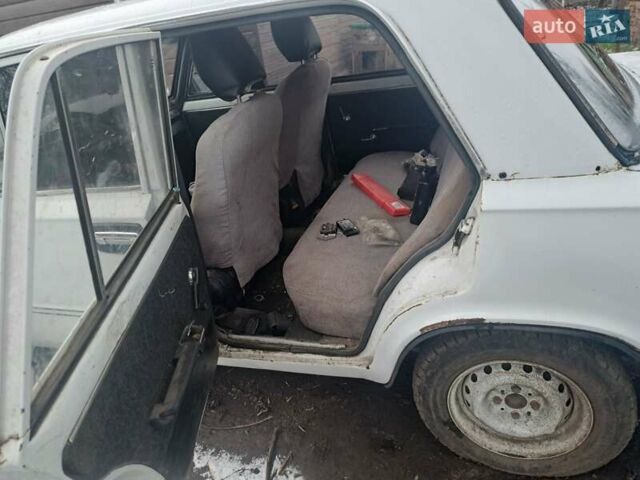Белый ВАЗ 2101, объемом двигателя 1.5 л и пробегом 50 тыс. км за 400 $, фото 4 на Automoto.ua