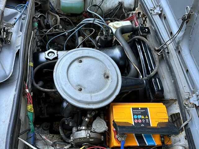 Белый ВАЗ 2101, объемом двигателя 1.2 л и пробегом 150 тыс. км за 300 $, фото 12 на Automoto.ua