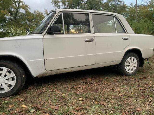 Белый ВАЗ 2101, объемом двигателя 1.2 л и пробегом 1000 тыс. км за 407 $, фото 3 на Automoto.ua