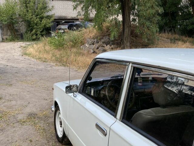 Белый ВАЗ 2101, объемом двигателя 1.6 л и пробегом 74 тыс. км за 950 $, фото 4 на Automoto.ua