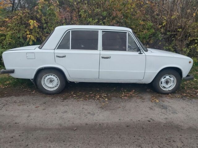 ВАЗ 2101 1980 в Недригайлове на Automoto.ua Белый ВАЗ 2101, объемом двигателя 1 л и пробегом 111 тыс. км за 350 $, фото 3 на Automoto.ua
