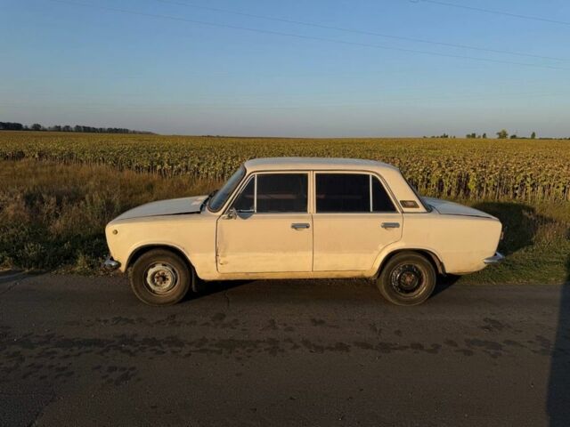 Білий ВАЗ 2101, об'ємом двигуна 1.5 л та пробігом 1000 тис. км за 250 $, фото 3 на Automoto.ua