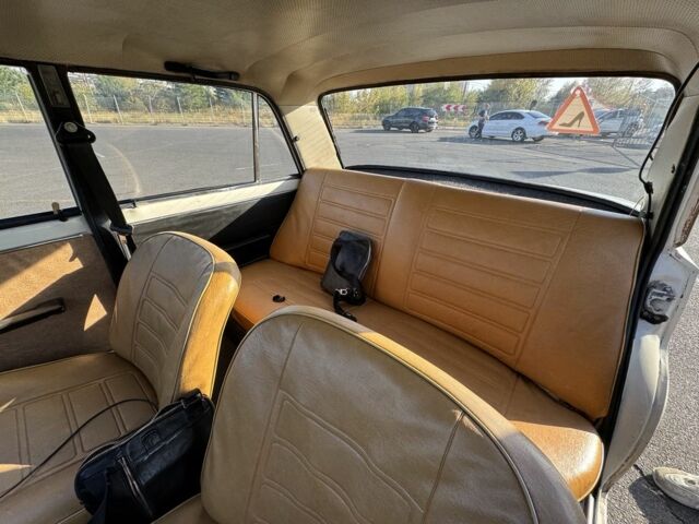 Белый ВАЗ 2101, объемом двигателя 1.3 л и пробегом 22 тыс. км за 596 $, фото 3 на Automoto.ua