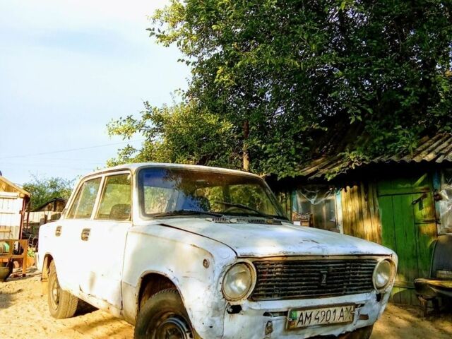 Белый ВАЗ 2101, объемом двигателя 0 л и пробегом 454 тыс. км за 231 $, фото 1 на Automoto.ua
