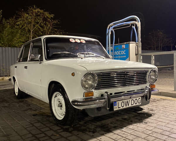 Белый ВАЗ 2101, объемом двигателя 1.5 л и пробегом 10 тыс. км за 1300 $, фото 7 на Automoto.ua