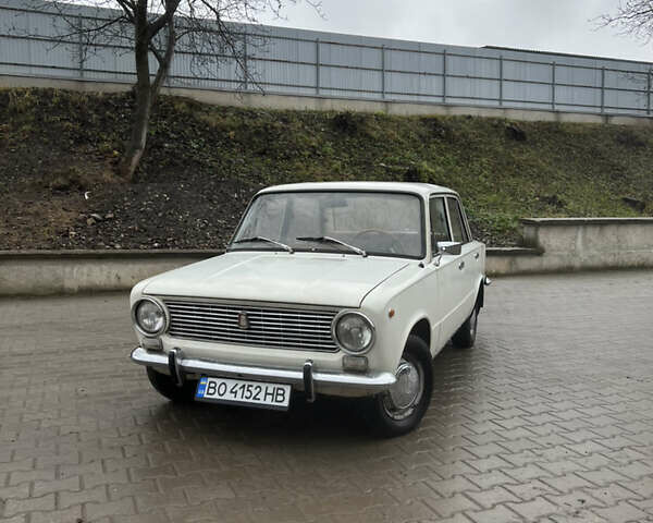 Белый ВАЗ 2101, объемом двигателя 1.2 л и пробегом 33 тыс. км за 777 $, фото 3 на Automoto.ua