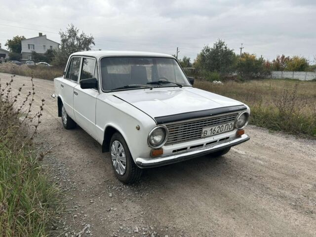 Білий ВАЗ 2101, об'ємом двигуна 0 л та пробігом 100 тис. км за 442 $, фото 2 на Automoto.ua