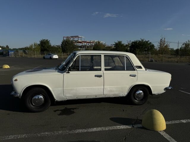 Белый ВАЗ 2101, объемом двигателя 1.3 л и пробегом 22 тыс. км за 596 $, фото 5 на Automoto.ua