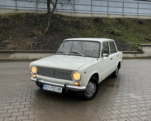 Белый ВАЗ 2101, объемом двигателя 1.2 л и пробегом 33 тыс. км за 777 $, фото 2 на Automoto.ua