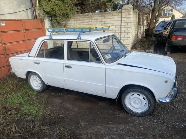 Білий ВАЗ 2101, об'ємом двигуна 1.5 л та пробігом 200 тис. км за 350 $, фото 4 на Automoto.ua
