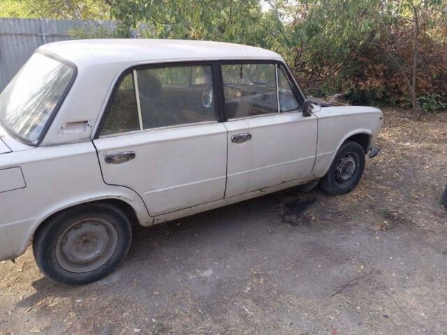 Белый ВАЗ 2101, объемом двигателя 1.5 л и пробегом 72 тыс. км за 182 $, фото 3 на Automoto.ua