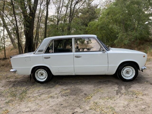 Белый ВАЗ 2101, объемом двигателя 1.6 л и пробегом 74 тыс. км за 950 $, фото 1 на Automoto.ua