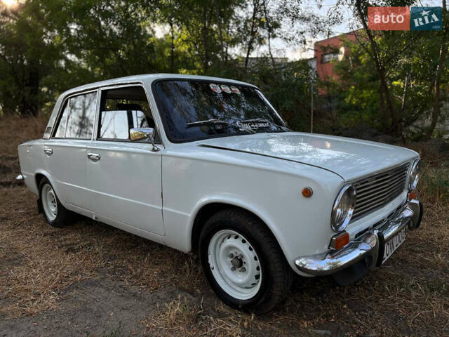 Белый ВАЗ 2101, объемом двигателя 1.5 л и пробегом 93 тыс. км за 1000 $, фото 4 на Automoto.ua