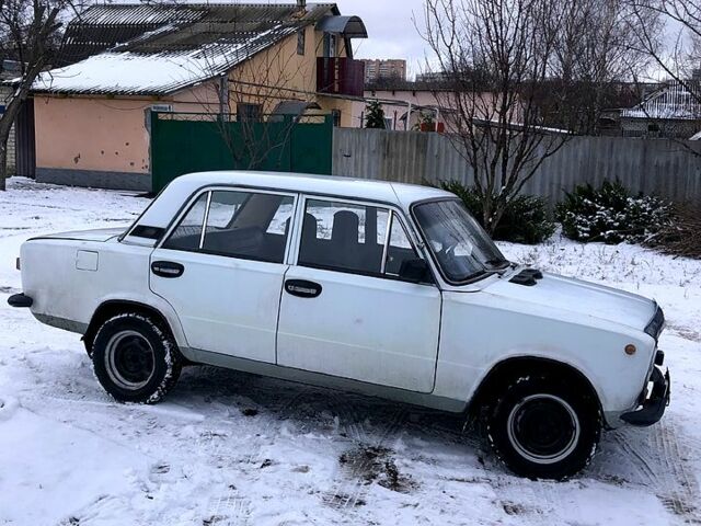 Белый ВАЗ 2101, объемом двигателя 1.3 л и пробегом 180 тыс. км за 330 $, фото 3 на Automoto.ua