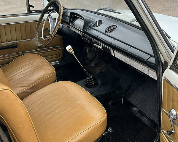 Белый ВАЗ 2101, объемом двигателя 1.2 л и пробегом 33 тыс. км за 777 $, фото 12 на Automoto.ua