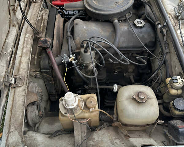 Белый ВАЗ 2101, объемом двигателя 1.3 л и пробегом 800 тыс. км за 663 $, фото 2 на Automoto.ua