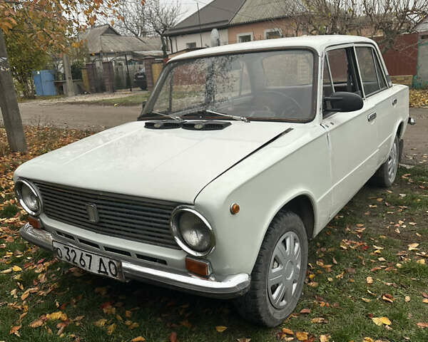 Белый ВАЗ 2101, объемом двигателя 1.3 л и пробегом 800 тыс. км за 663 $, фото 7 на Automoto.ua