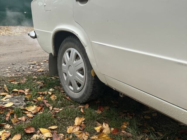 Белый ВАЗ 2101, объемом двигателя 1.3 л и пробегом 780 тыс. км за 762 $, фото 12 на Automoto.ua