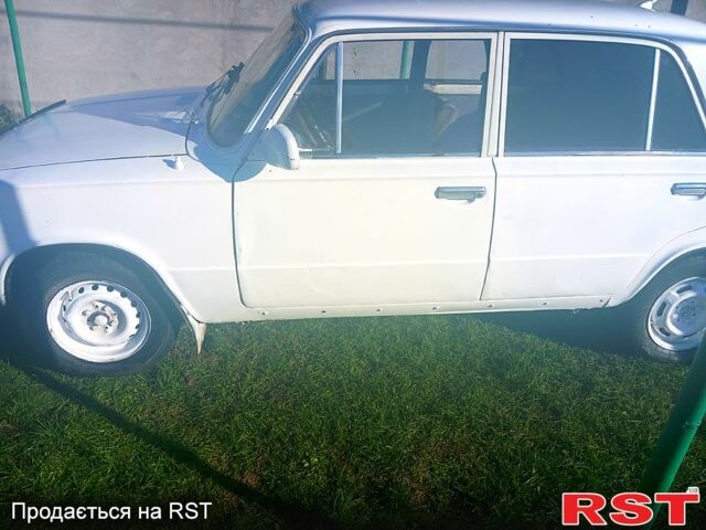Белый ВАЗ 2101, объемом двигателя 1.6 л и пробегом 0 тыс. км за 600 $, фото 5 на Automoto.ua
