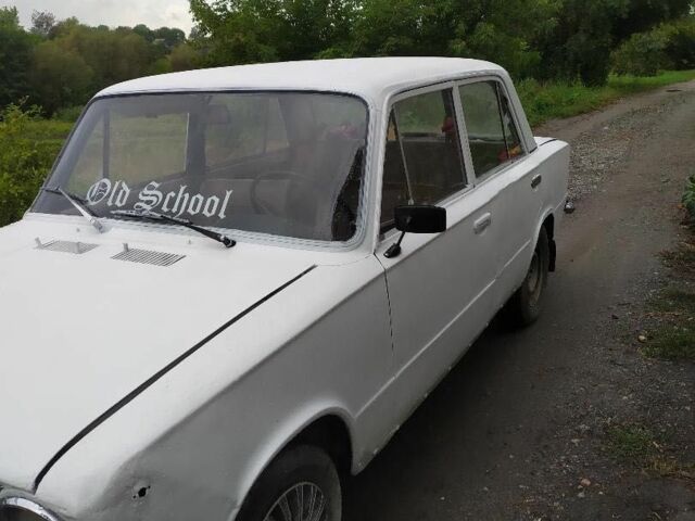 Білий ВАЗ 2101, об'ємом двигуна 1.2 л та пробігом 18 тис. км за 500 $, фото 2 на Automoto.ua