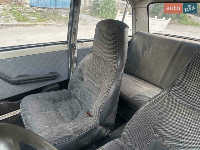 Белый ВАЗ 2101, объемом двигателя 0 л и пробегом 130 тыс. км за 900 $, фото 4 на Automoto.ua