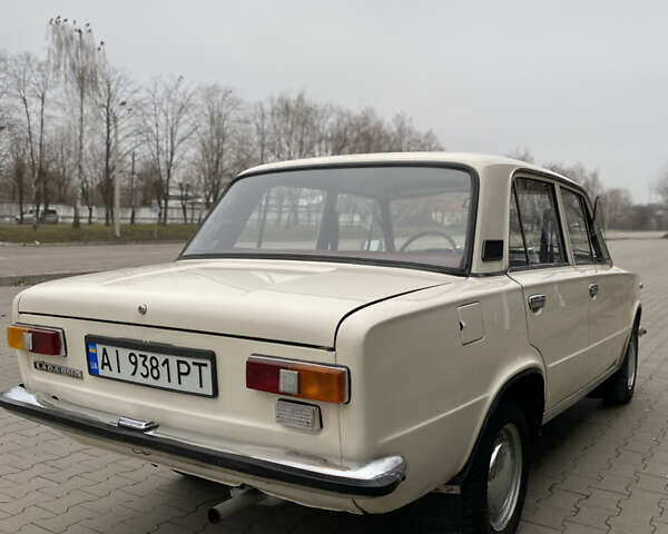 Белый ВАЗ 2101, объемом двигателя 1.2 л и пробегом 23 тыс. км за 2000 $, фото 3 на Automoto.ua