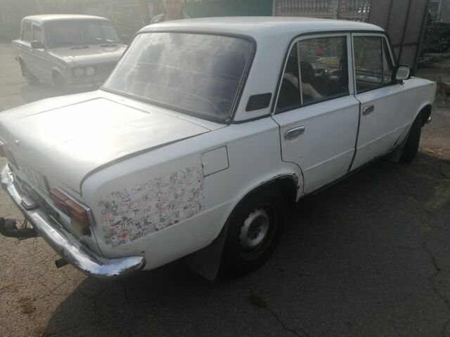 Белый ВАЗ 2101, объемом двигателя 1 л и пробегом 300 тыс. км за 258 $, фото 3 на Automoto.ua