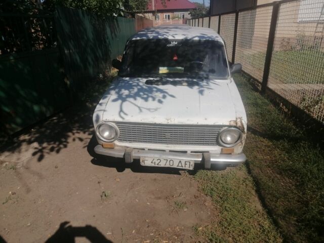 Белый ВАЗ 2101, объемом двигателя 1 л и пробегом 300 тыс. км за 258 $, фото 7 на Automoto.ua