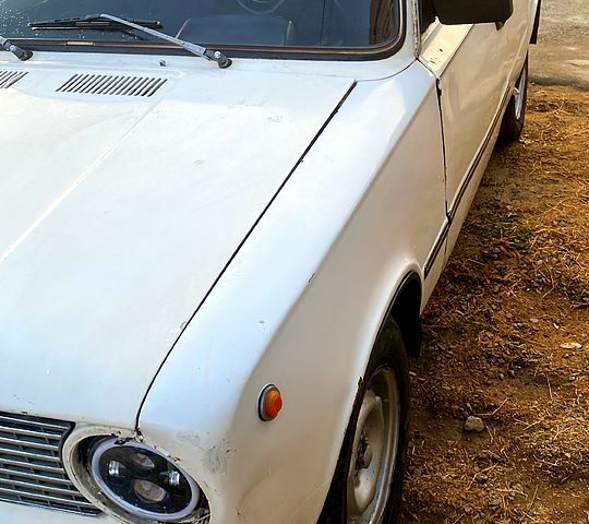 Белый ВАЗ 2101, объемом двигателя 1.2 л и пробегом 260 тыс. км за 550 $, фото 4 на Automoto.ua