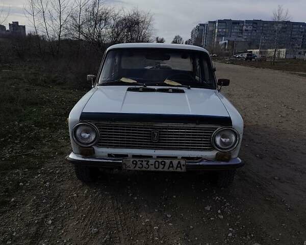 Белый ВАЗ 2101, объемом двигателя 1.5 л и пробегом 100 тыс. км за 474 $, фото 3 на Automoto.ua