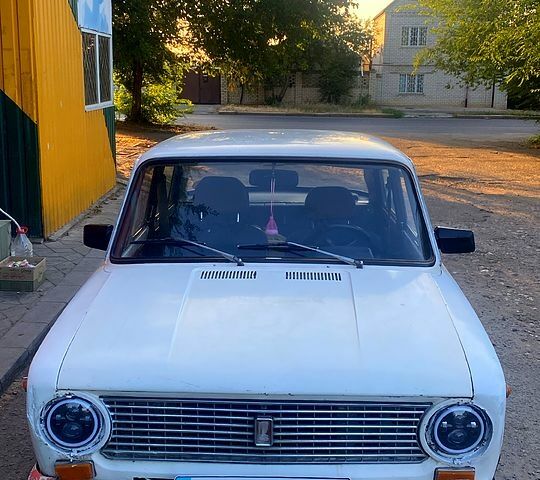 Белый ВАЗ 2101, объемом двигателя 1.2 л и пробегом 260 тыс. км за 550 $, фото 1 на Automoto.ua