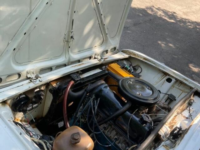 Белый ВАЗ 2101, объемом двигателя 1.3 л и пробегом 58 тыс. км за 721 $, фото 4 на Automoto.ua