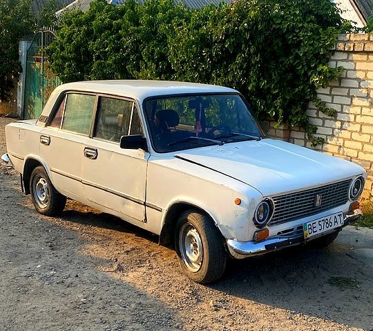 Белый ВАЗ 2101, объемом двигателя 1.2 л и пробегом 260 тыс. км за 550 $, фото 6 на Automoto.ua