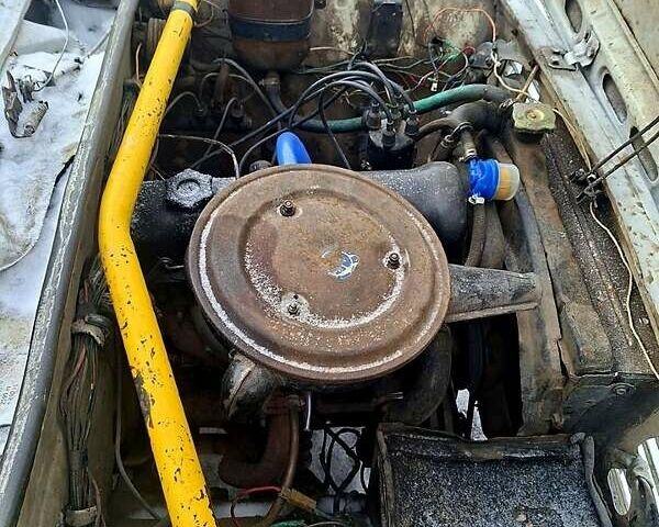 Белый ВАЗ 2101, объемом двигателя 1.2 л и пробегом 278 тыс. км за 350 $, фото 4 на Automoto.ua