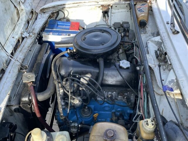 Белый ВАЗ 2101, объемом двигателя 1.3 л и пробегом 300 тыс. км за 595 $, фото 4 на Automoto.ua