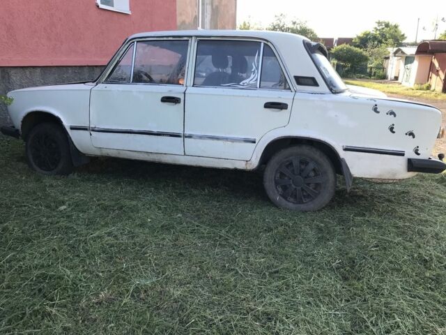 Белый ВАЗ 2101, объемом двигателя 0 л и пробегом 1000 тыс. км за 301 $, фото 2 на Automoto.ua
