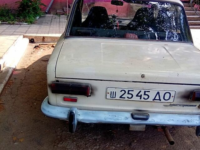 Білий ВАЗ 2101, об'ємом двигуна 1.5 л та пробігом 89 тис. км за 460 $, фото 5 на Automoto.ua