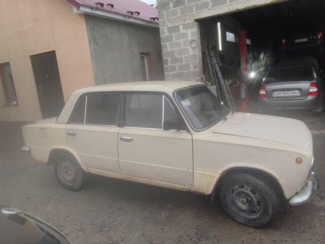 Белый ВАЗ 2101, объемом двигателя 1 л и пробегом 76 тыс. км за 340 $, фото 2 на Automoto.ua